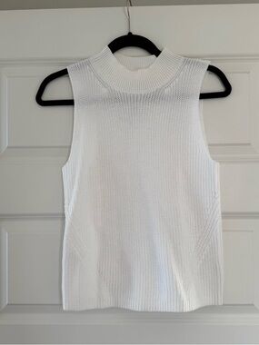 NWT Loft Mockneck Sleeveless Sweater